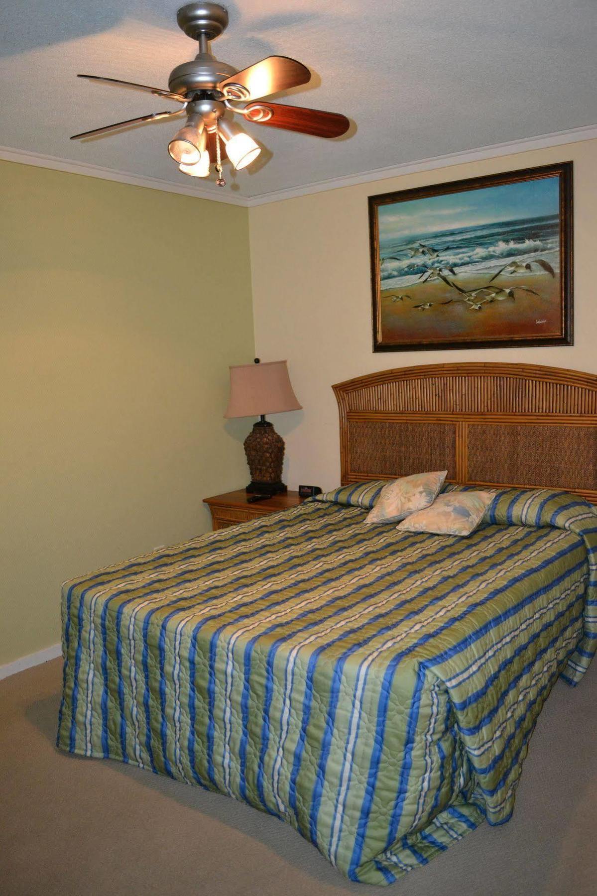 Sands Beach Club Resort Briarcliffe Acres Zewnętrze zdjęcie